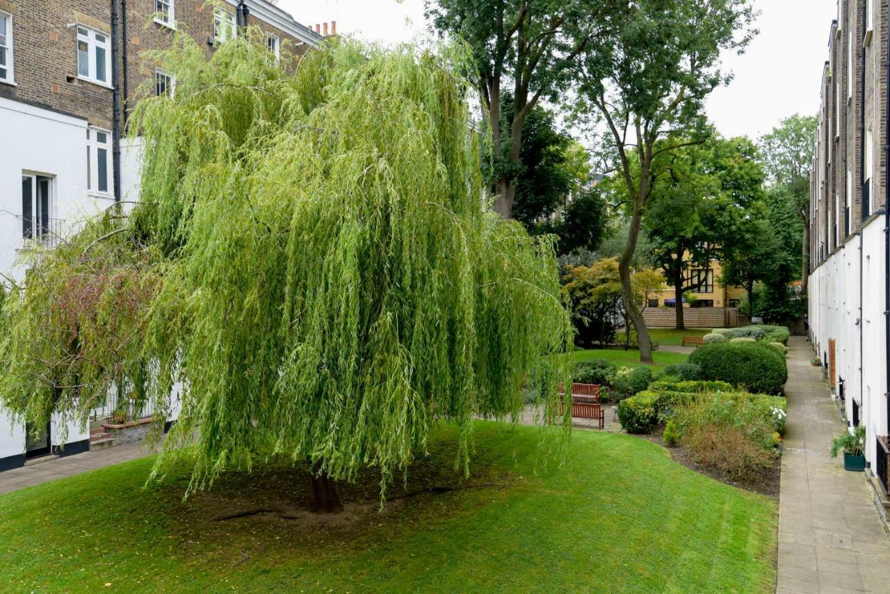 Gloucester Gardens Londra Exterior foto